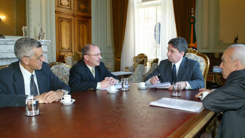 Governador Germano Rigotto em audiência com a diretoria da Varig.