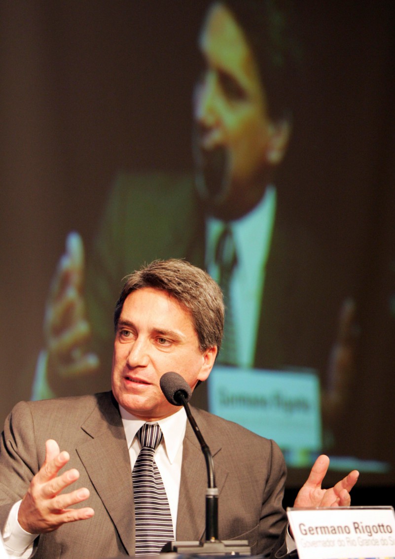 Rigotto defende eleição de Congresso unicameral para revisar ...