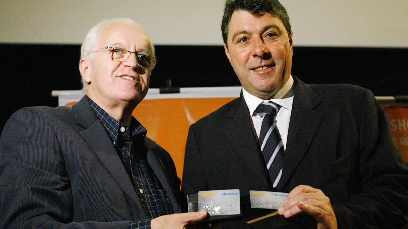 O presidente do Banrisul, Fernando Lemos(d) e o superintendente do Shopping Total, Eduardo Oltramari durante o lan&ccedil;amento do Cart&atilde;o Banrisul no Shopping Total.