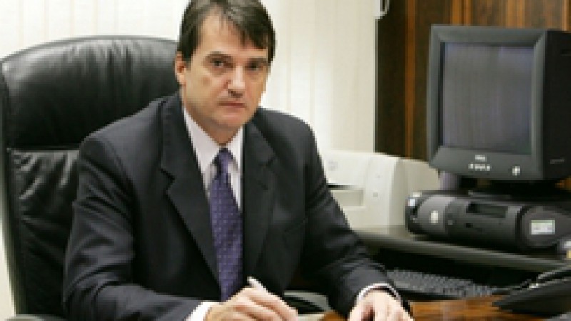 A Federação Brasileira de Bancos (Febraban) aprovou o ingresso do Banrisul na Comissão de Tecnologia e Automação Bancária da entidade. O representante da instituição gaúcha é o vice-presidente Rubens Bordini, que também responde pela diretoria de Gestão