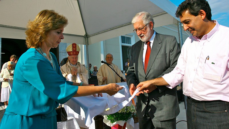 A Governadora Yeda Crusius durante Missa Campal em comemoração a restauração do Asilo Padre Cacique.