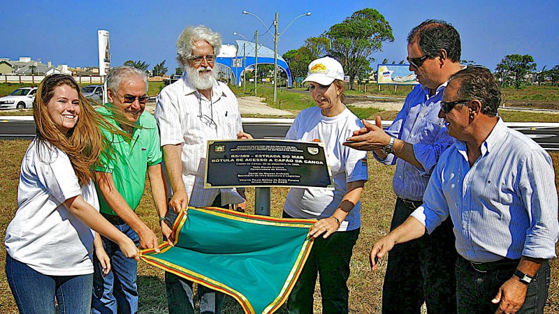 A governadora Yeda Crusius, participa da solenidade de inauguração da nova rótula de acesso ao município de Capão da Canoa, no litoral norte do Estado.