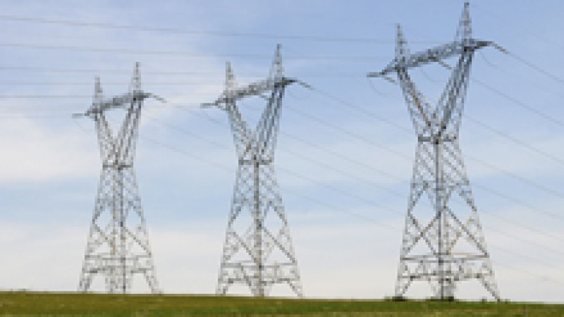 A Companhia Estadual de Gera&ccedil;&atilde;o e Transmiss&atilde;o de Energia El&eacute;trica (CEEE GT), concluiu, neste final de semana, o trabalho de amplia&ccedil;&atilde;o da capacidade da linha de transmiss&atilde;o entre as subesta&ccedil;&otilde;es da Usina Passo Real e Tapera 2, onde houve um investimento de