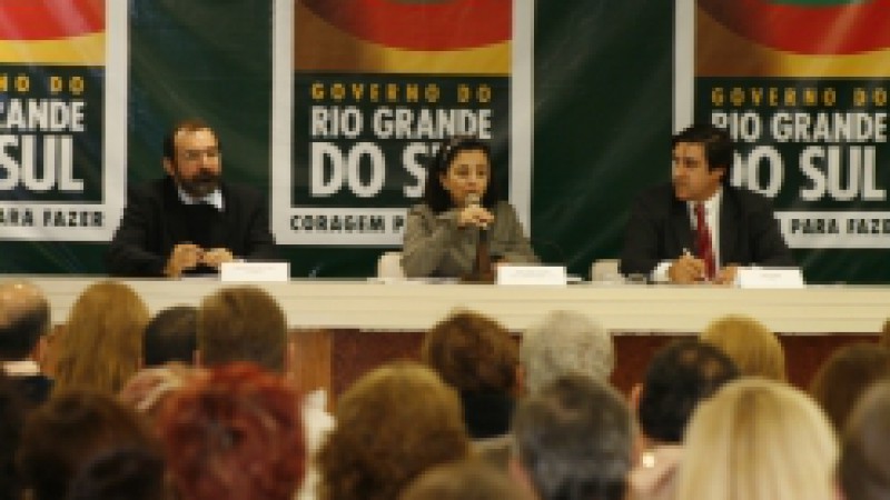 Mais de 100 servidores da administração indireta participaram na manhã desta terça-feira (8) do Seminário de Sensibilização, realizado no auditório do Centro Administrativo Fernando Ferrari (CAFF), para divulgação do Projeto RHE para as Fundações e