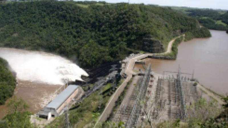 A Usina hidrelétrica Itaúba, com 500 MW (megawatts) de potência instalada, de propriedade do Grupo CEEE, completa 30 anos de operação no segmento de geração de energia elétrica, data em que a concessionária gaúcha comemora 65 anos de atuação no Rio