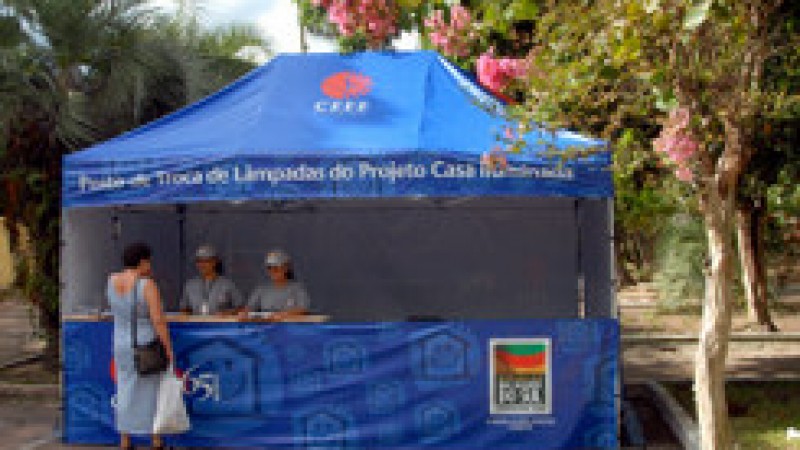 Evento ocorre nesta terça-feira (20), às 11 horas, na praça Rui Barbosa O Grupo CEEE encerra nesta terça-feira (20) a quarta etapa do Programa Casa Iluminada em Tapes, que se estende até agosto. Além deste município, o projeto, que iniciou dia 30 de