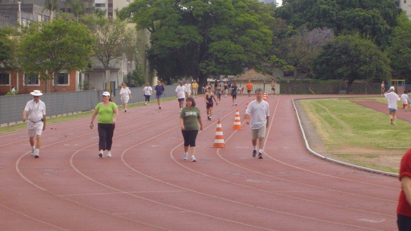 O Centro Estadual de Treinamento Esportivo (Cete), ligado à Fundação de Esporte e Lazer do Rio Grande do Sul (Fundergs), começou na tarde dessa quarta-feira (7), a proporcionar às pessoas que utilizam o local para caminhadas e corridas, dicas de