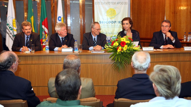 Governadora Yeda Crusius, durante cerim&ocirc;nia de posse do Conselho Estadual do Cooperativismo (Cecoop).