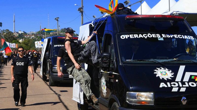 Policia Civil durante o desfile em homenagem ao 20 de Setembro.