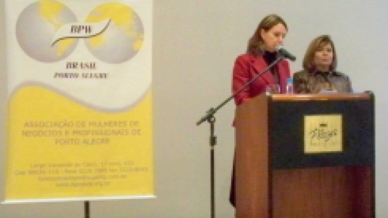 A coordenadora estadual da Mulher, Maria Helena Gonzalez, representando a governadora Yeda Crusius, participou, nesta quinta-feira (16), de reunião-almoço da Business Professional Women (BPW) de Porto Alegre, que teve como tema O Papel da Mulher na