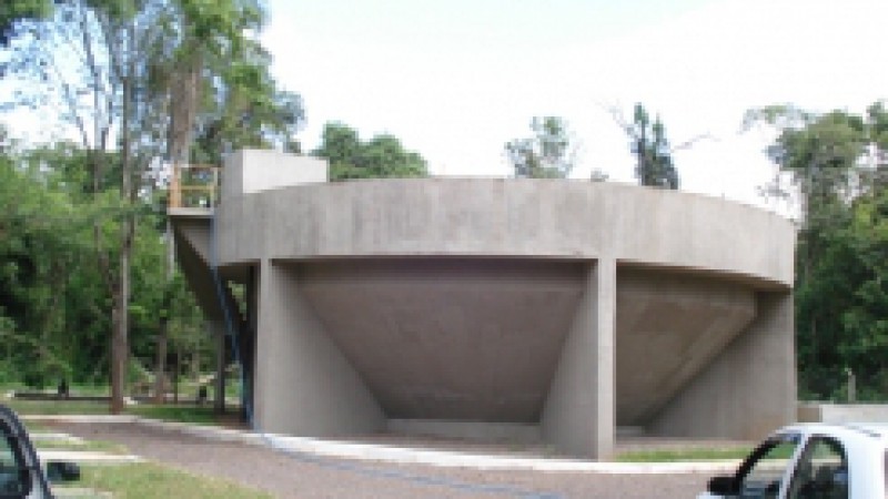 O governo do Estado colocou em operação, em fase experimental, a primeira Estação de Tratamento de Esgotos (ETE) de Lajeado. A obra foi executada pela Secretaria de Habitação, Saneamento e Desenvolvimento Urbano, através da Corsan, com investimento de R$