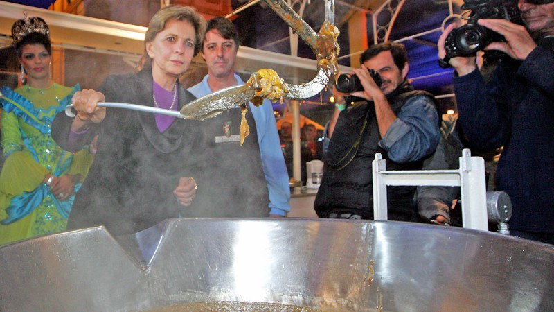 A governadora Yeda Crusius visita os estandes da 18ª Feira Nacional do Doce(Fenadoce), em Pelotas, na região sul do Estado.