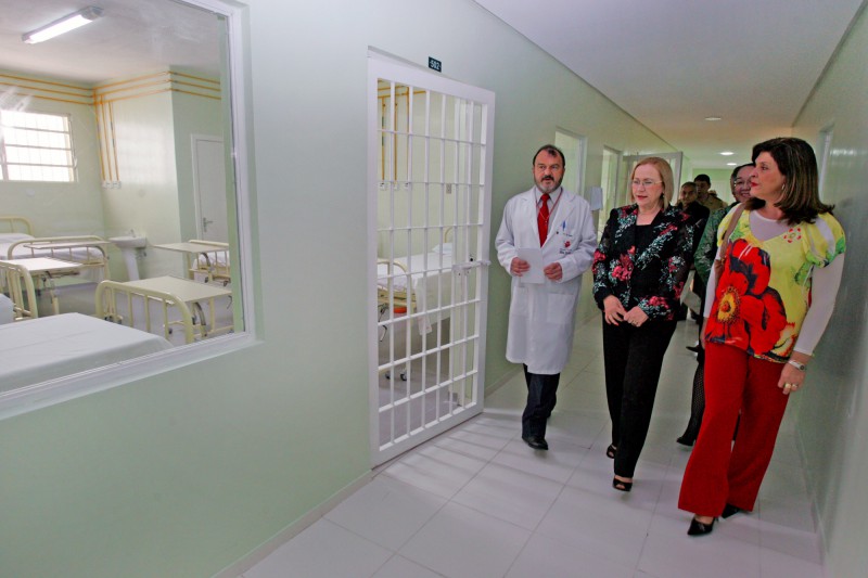 Governo Inaugura Unidade De Saude Prisional No Hospital Vila Nova