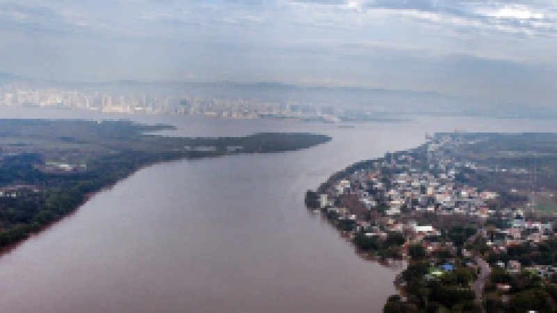 A governadora do Estado Yeda Crusius autorizou a libera&ccedil;&atilde;o de R$ 734,3 mil para a execu&ccedil;&atilde;o do Plano da Bacia Hidrogr&aacute;fica do Rio Ibicu&iacute;, localizada no oeste do Estado. O estudo, a ser viabilizado pela Secretaria do Meio Ambiente, indicar&aacute; a situa&ccedil;&atilde;o
