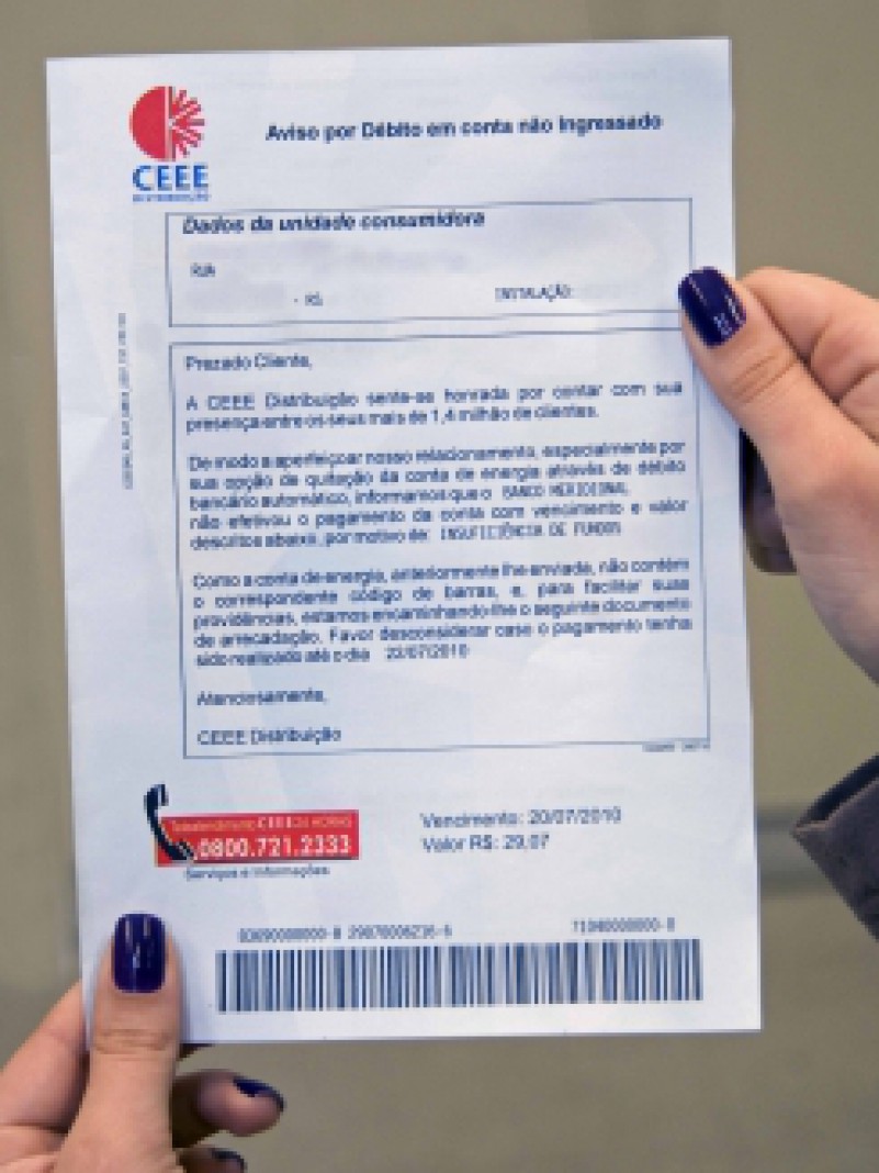 O Governo do Estado, por meio da Companhia Estadual de Energia El&eacute;trica (Ceee), est&aacute; implementando um novo servi&ccedil;o para clientes que possuem d&eacute;bito autom&aacute;tico da fatura de energia el&eacute;trica: o aviso por d&eacute;bito n&atilde;o ingressado. O comunicado funcionar&aacute; para