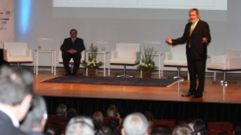 No 3º Fórum Internacional de TI Banrisul,  realizado na segunda e na terça-feira (5 e 6), em Porto Alegre, o vice-presidente da instituição e responsável pela diretoria de Gestão da Informação, Rubens Bordini, destacou que o Cartão Múltiplo Banrisul dará