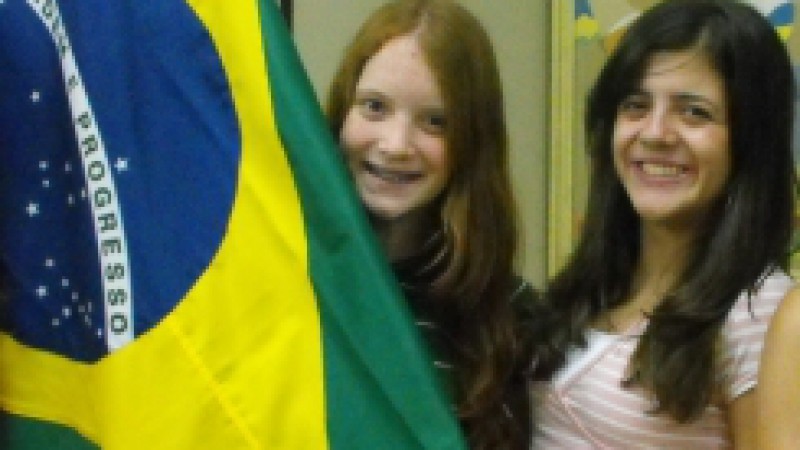 Dois projetos de alunos da Fundação Escola Técnica Liberato Salzano Vieira da Cunha que participaram da Feira Brasileira de Ciências e Engenharia (Febrace), de 8 a 13 de março, no campus da Universidade de São Paulo (USP), na capital paulista,
