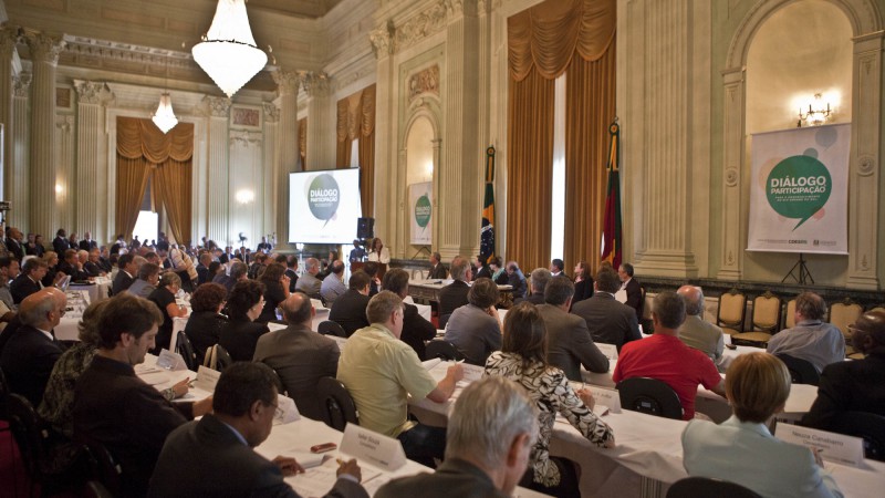 15.03.11: Cerimônia de instalação do Conselho de Desenvolvimento Econômico e Social.