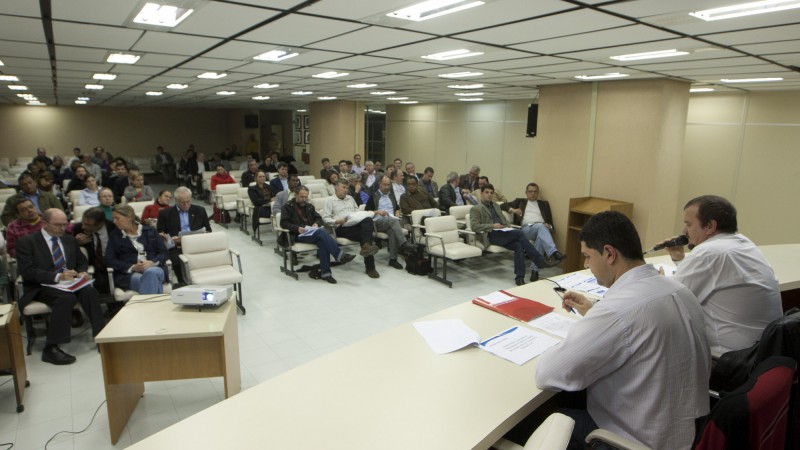 20.06.11: Audiência pública do Corede Metropolitano Delta do Jacuí inicia o debate do orçamento estadual para 2012.