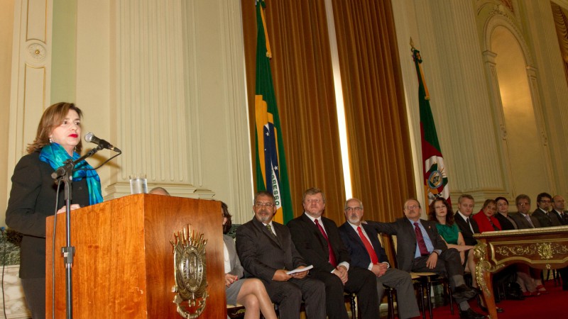 Judith Scliar durante lançamento do Prêmio Moacyr Scliar