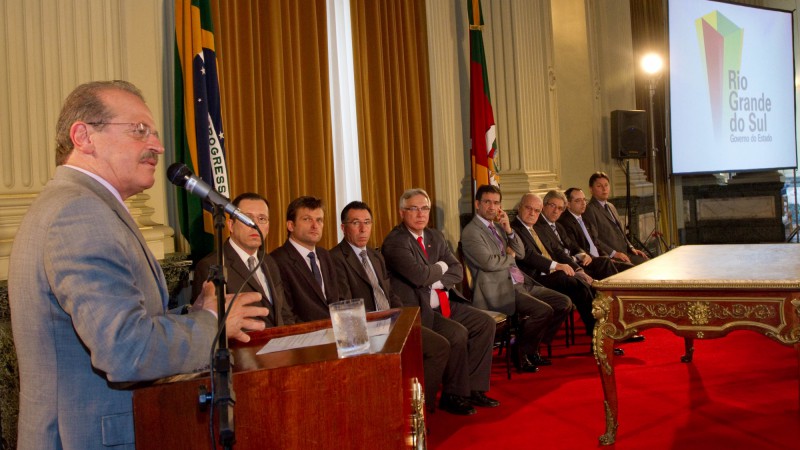Governador Tarso Genro durante Apresenta&ccedil;&atilde;o do Balan&ccedil;o e A&ccedil;&otilde;es de Desenvolvimento no RS