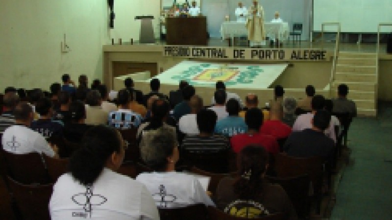 Diversas atividades s&atilde;o realizadas durante esta semana para comemorar o Natal nos estabelecimentos prisionais do Estado: Missa de Natal no Pres&iacute;dio Central Com mais de 80 participantes, entre apenados, servidores da Superintend&ecirc;ncia dos Servi&ccedil;os