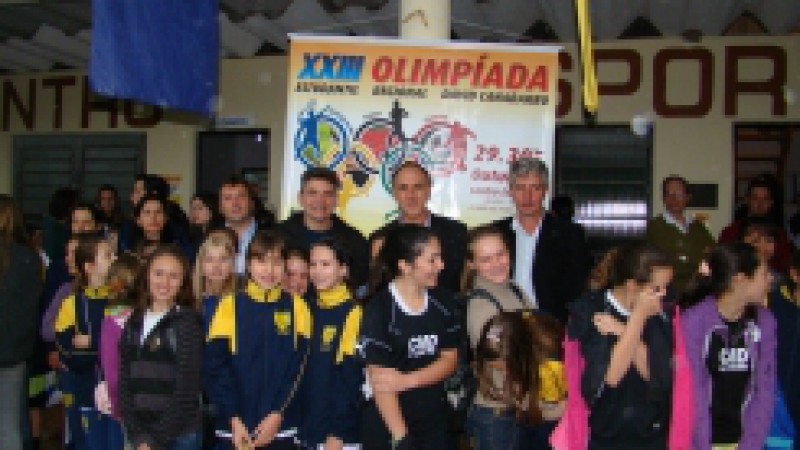 O secret&aacute;rio estadual do Esporte do Lazer, Kalil Sehbe, participou, neste s&aacute;bado (29), da abertura da XXIII Olimp&iacute;ada Estudantil Regional de David Canabarro. Organizado com o apoio da Funda&ccedil;&atilde;o de Esporte e Lazer do RS (Fundergs), o evento re&uacute;ne 700