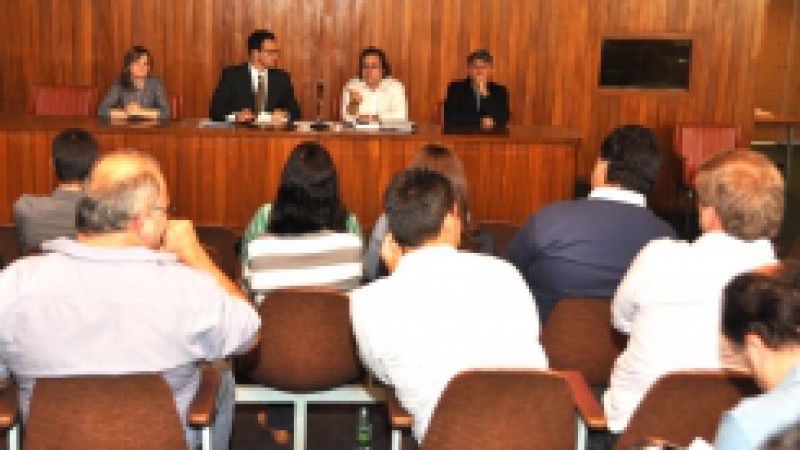 As previs&otilde;es clim&aacute;ticas indicam, para o pr&oacute;ximo bimestre, chuvas dentro da normalidade e redu&ccedil;&atilde;o das m&eacute;dias hist&oacute;ricas em rela&ccedil;&atilde;o ao m&ecirc;s de dezembro. As informa&ccedil;&otilde;es detalhadas estar&atilde;o em boletim a ser divulgado na manh&atilde; desta sexta-feira (23) pelo