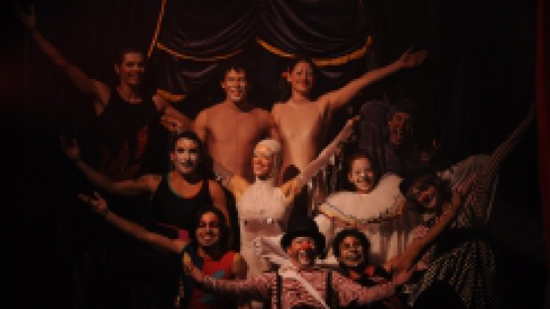 O encerramento da programação dos 10 anos do Circo Teatro Girasol terá a abertura nesta quinta-feira (15), às 19h, no Espaço Sapato Florido da Casa de Cultura Mario Quintana. Trata-se da Mostra Fotográfica Circo Girassol 10 Anos, que reúne registros