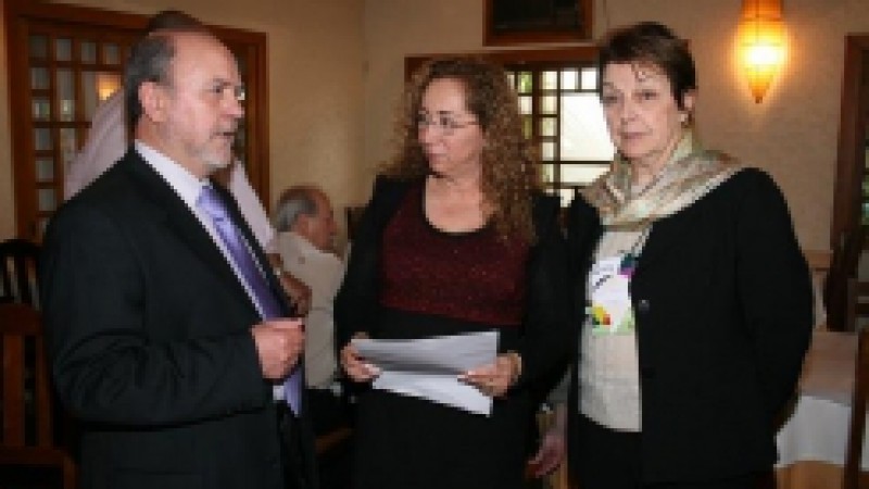 Representantes dos 35 municípios da região Central lotaram o auditório da Unifra, em Santa Maria, nesta sexta-feira (12), para a realização da 1ª Conferência Regional do Turismo proposta pela Secretaria Estadual do Turismo (Setur). O objetivo do Governo