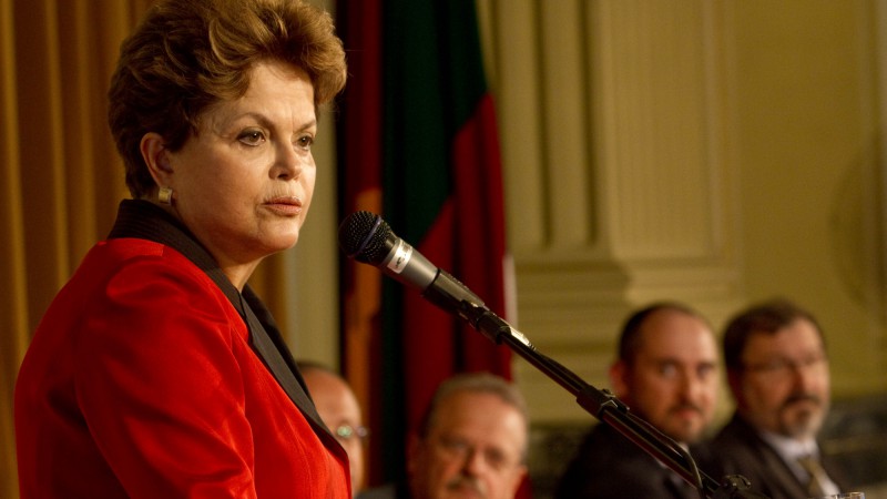 Presidente Dilma Rousseff durante ato de acordo entre União e Governo do Estado do RS sobre dívida da CEEE
