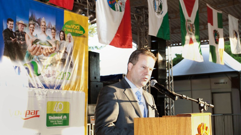 09.11.2012 Governador em exercício Alexandre Postal participa da abertura da EXPOVALE 2012