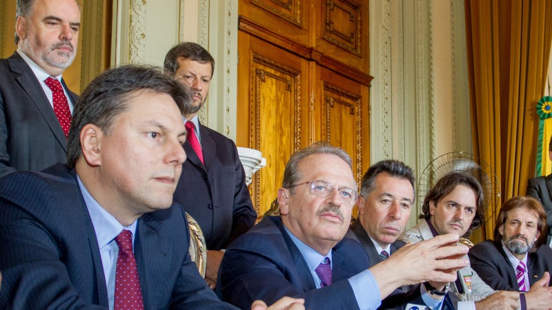 14.11.12 Governador Tarso Genro anuncia índice de reajuste do piso salarial regional