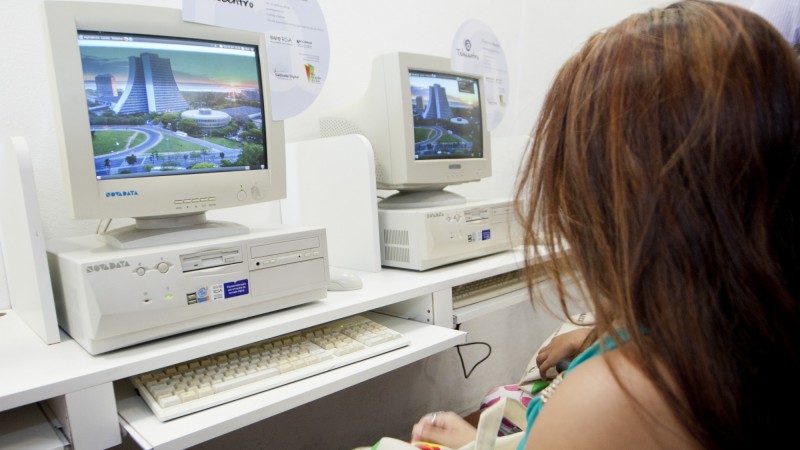 17.12.12: Inauguração do Telecentro na Fase bairro Vila Cruzeiro.