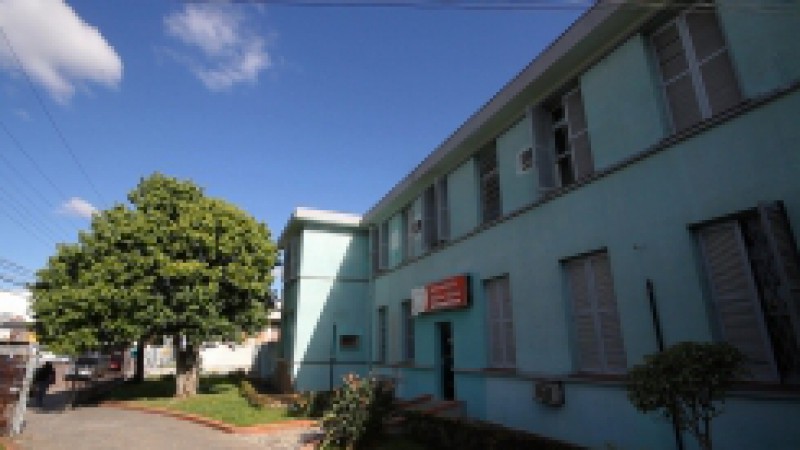 A Secretaria Estadual da Saúde (SES) e o Instituto de Cardiologia Hospital de Viamão firmaram contrato, nesta quinta-feira (08) prevendo o repasse no valor total de R$ 36,4 milhões, sendo R$ 23,5 milhões oriundos de recursos do Governo do Estado e, o