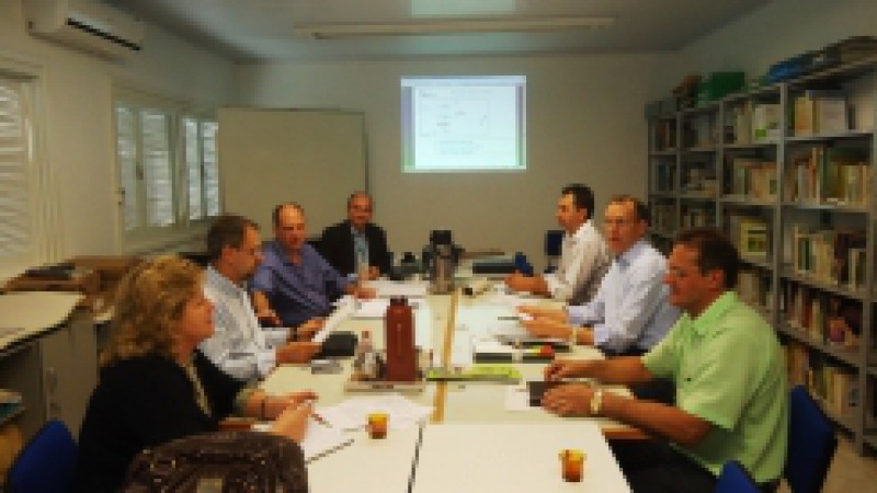 A Secretaria de Desenvolvimento Rural, Pesca e Cooperativismo (SDR) apresentou, nesta sexta-feira (14), o programa Qualidade da Energia no Campo a representantes de sindicatos de trabalhadores rurais da região do Vale do Rio Pardo e da Câmara de