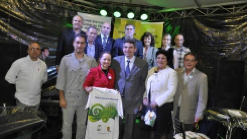 O Comitê Gestor da Copa (CGCopa) do Governo do Estado realizou, nessa quarta-feira (13), visita técnica em Canoas, localizada na Região Metropolitana de Porto Alegre. Candidata a Centro de Treinamento de Seleções, a cidade foi a sexta do RS a receber o