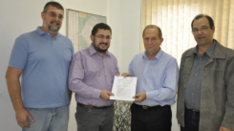 A Fundação Estadual de Proteção Ambiental (Fepam) concedeu licença de operação para o Programa RS Pesca e Aquicultura, desenvolvido pela Secretaria de Desenvolvimento Rural Pesca e Cooperativismo (SDR). A medida regulamenta, do ponto de vista ambiental,