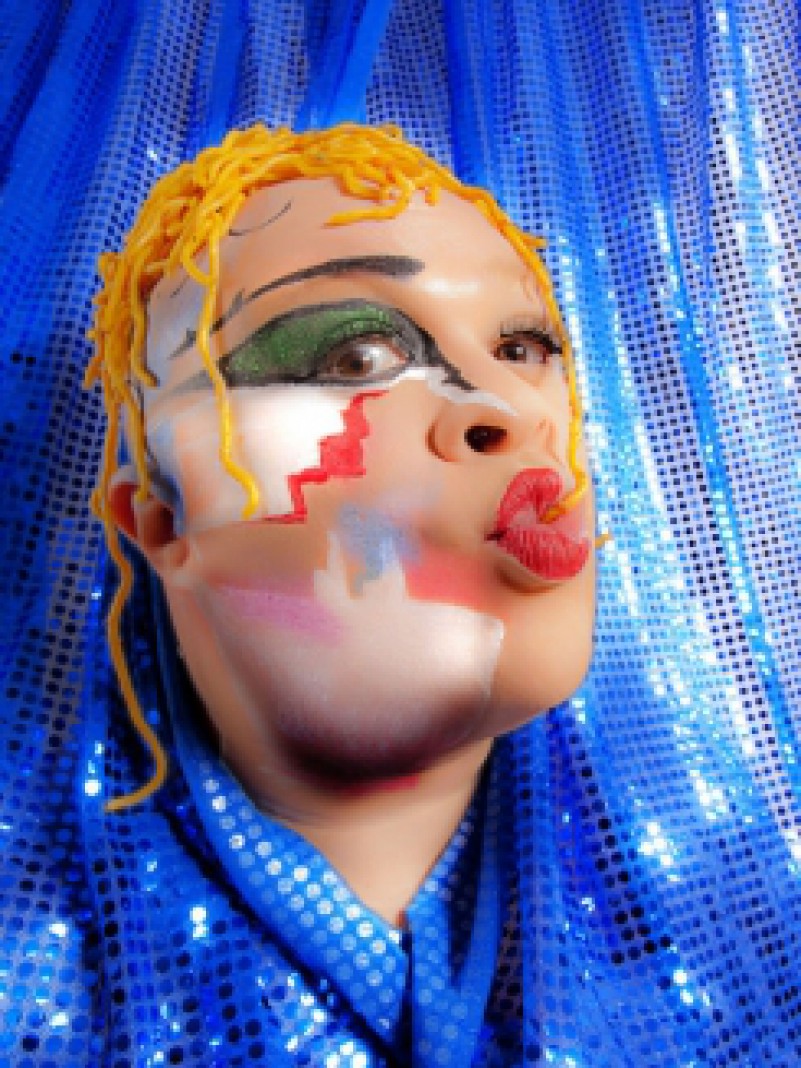 Em comemora&ccedil;&atilde;o ao Dia Internacional do Teatro, Dia Nacional do Circo e Dia do Cinema Ga&uacute;cho, a Casa de Cultura M&aacute;rio Quintana (CCMQ) apresenta mostra art&iacute;stica gratuita em homenagem ao diretor e ator ga&uacute;cho&nbsp;Fernando Peixoto, nesta ter&ccedil;a-feira (27), &agrave;s