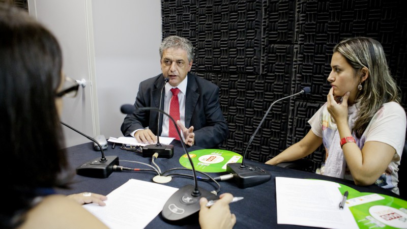 12.03.13: Programa RS Sem Fronteiras recebe o entrevistado Marcel Frison, secretário de Habitação e Saneamento.