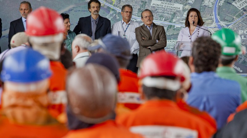 12.03.13: Ministra do Planejamento, Miriam Belchior, durante visita &agrave;s obras da BR-448.