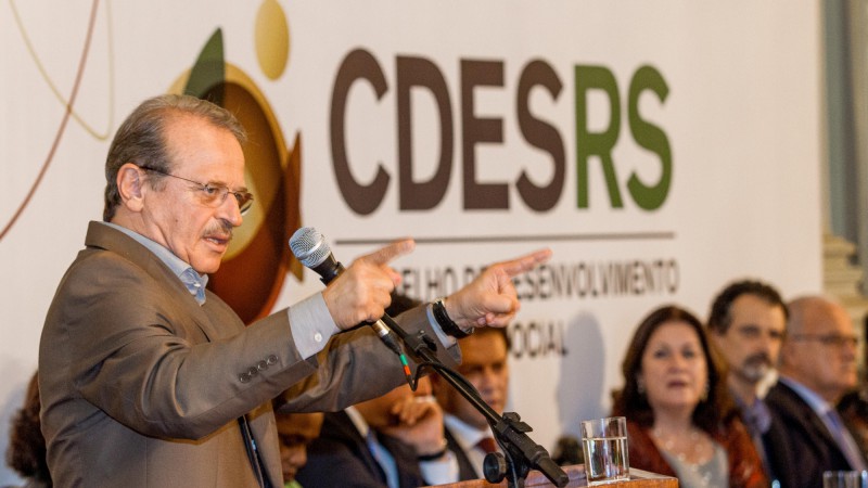 12.03.2013 Governador Tarso Genro durante 11ª reunião do Pleno CDES-RS