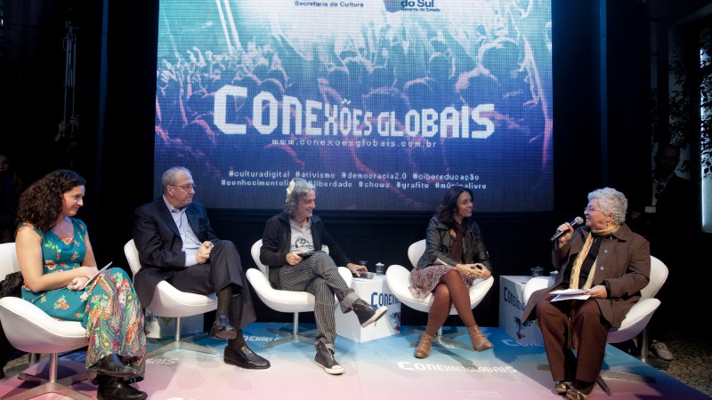 25.05.13: Segunda edição do evento Conexões Globais ocupa Casa de Cultura Mario Quintana. Mesa de debatedores com Cynara Menezes, Franklin Martins, Marcelo Branco, Natalia Viana e a Secretária de comunicação Vera Spolidoro.