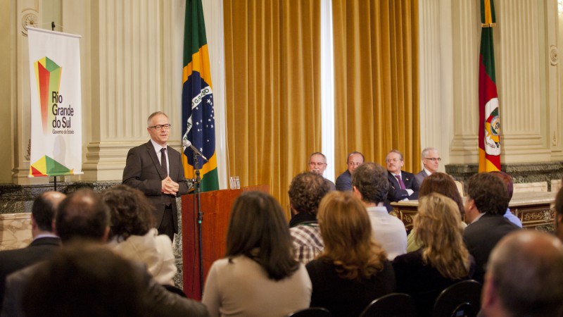 04.06.13: Posse do novo diretor-presidente da FEPAM, Nilvo Luiz Alves da Silva.