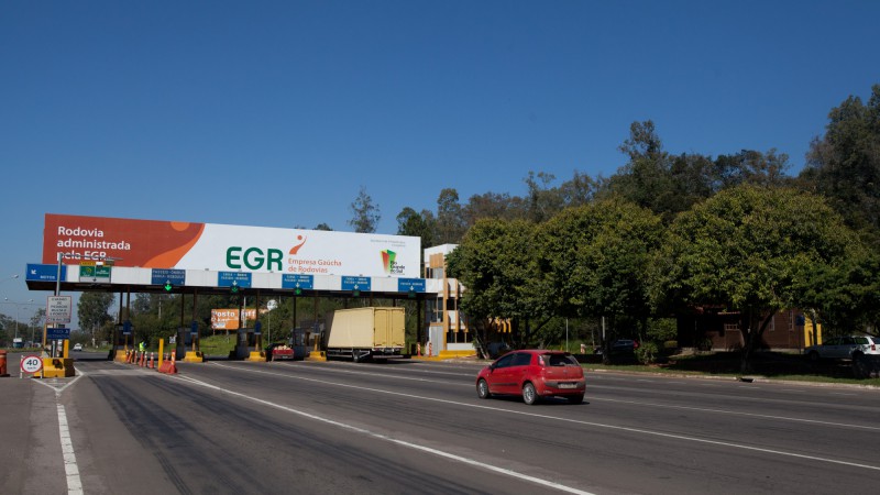 14.06.13: EGR assume comando do pedágio de Portão (ERS 122).