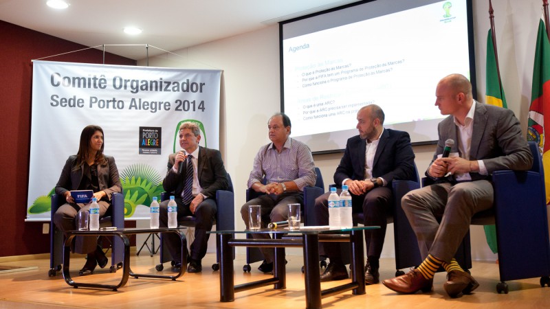 25.11.13: Comitê Organizador Local da Copa, em parceria com o Governo do Estado e Prefeitura de Porto Alegre, promove debate sobre proteção às marcas da Fifa. Com a fala, o secretário do Esporte, Kalil Sehbe.