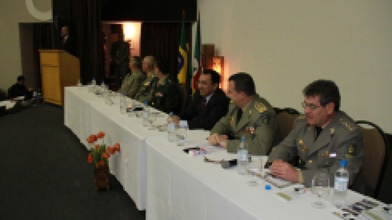 O IV Congresso Latino-americano de Instrutores de Tiro Policial, VI Seminário de Oficiais de Material Bélico das Polícias Militares e II Open de Tiro das Polícias Militares, é promovido este ano pela polícia militar do Rio Grande do Sul. Até o dia 11, o