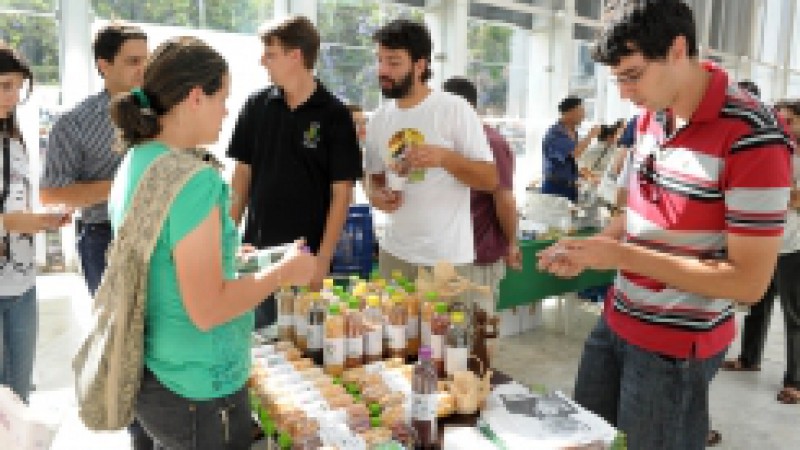 O VIII Congresso Brasileiro de Agroecologia, que acontece em novembro, em Porto Alegre, terá seu lançamento nesta segunda-feira (30), às 15h, na Assembleia Legislativa do RS, na sala Espaço da Convergência Adão Pretto. O CBA-Agroecologia será realizado