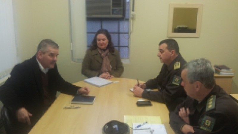 O Comando-Geral da Brigada Militar buscou o apoio do IPA - Centro Universitário Metodista para proporcionar cursos de extensão ao efetivo. A reunião para as tratativas iniciais ocorreu nesta terça-feira (09), no IPA, em Porto Alegre, entre o