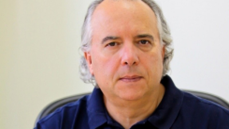 O Roda Viva da TVE desta segunda-feira (20), às 22h, entrevista o professor titular de psiquiatria da Universidade Federal de São Paulo (Unifesp), Ronaldo Laranjeira. Serão discutidos temas como a política antidrogas no Brasil e a epidemia do crack.